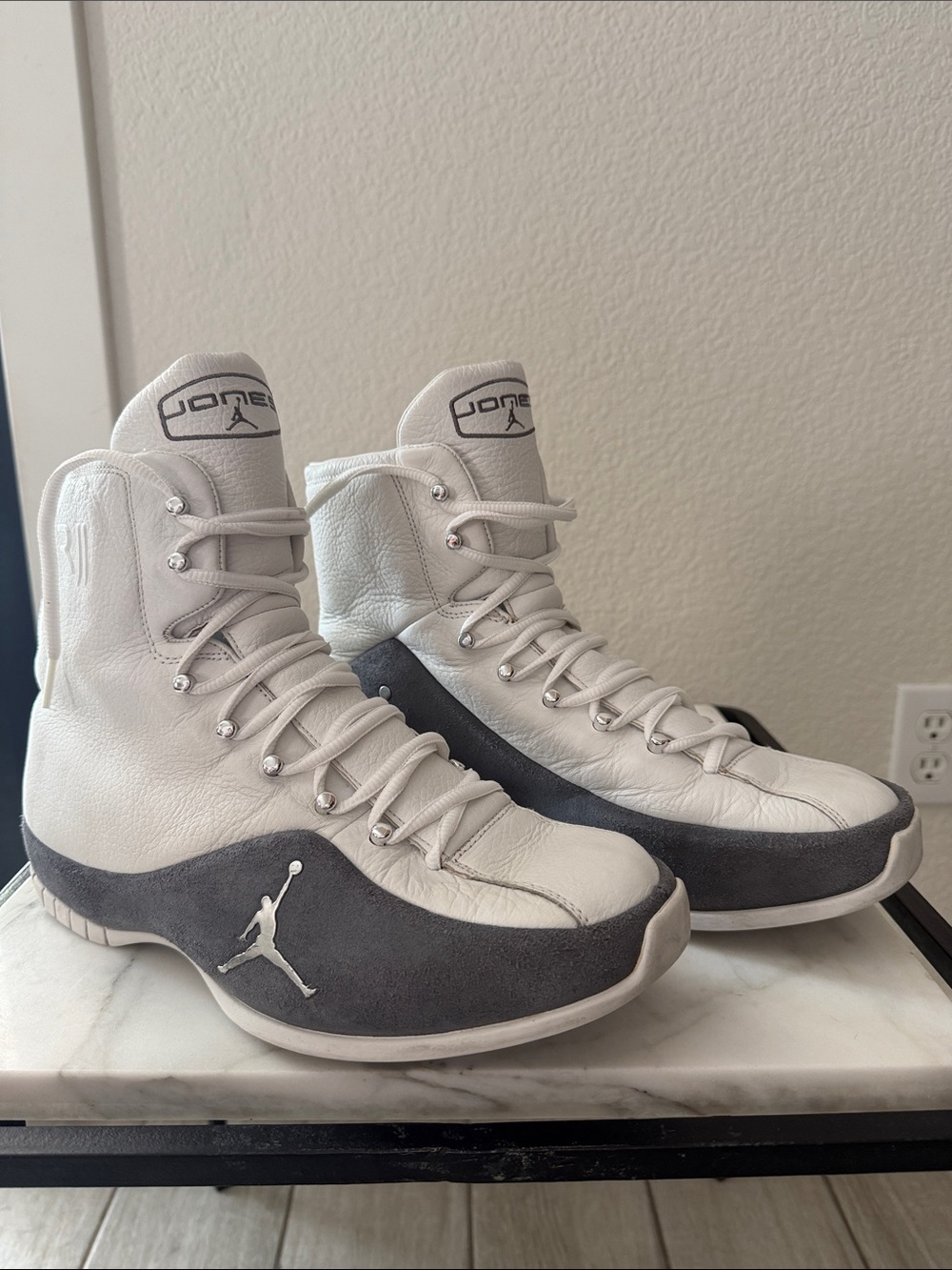 RARE Roy Jones Jr Jordan Men’s White and Gray Boxing
